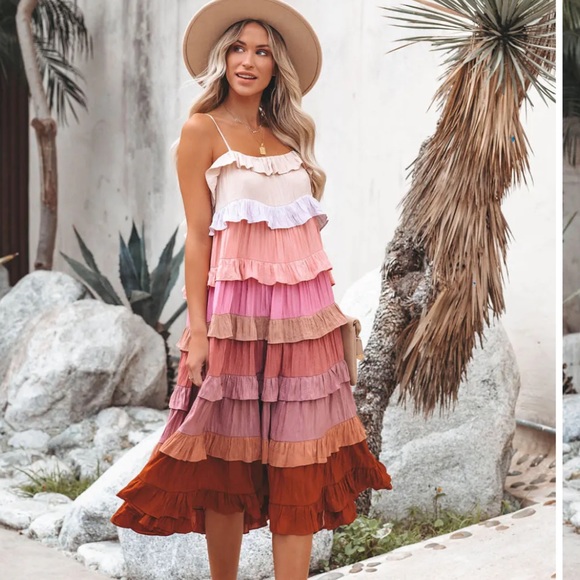 VICI AUGUSTIN RUFFLE DRESS - Picture 3 of 3